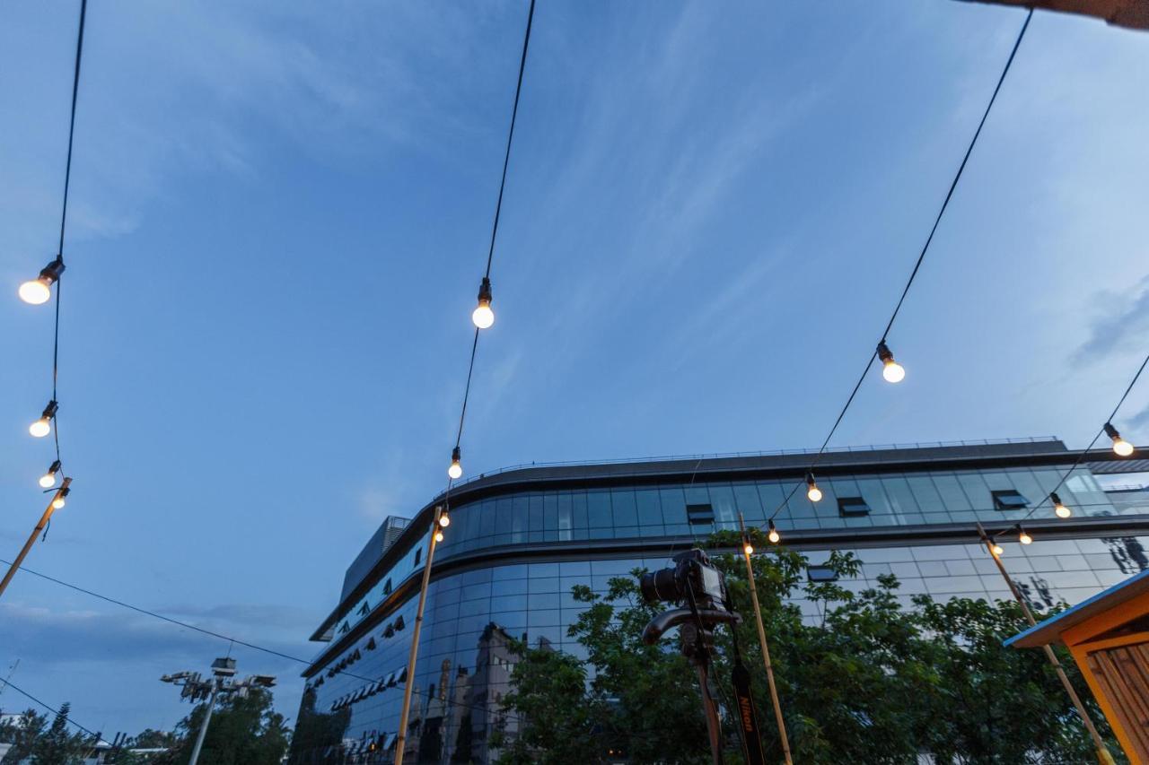 Locul Central - Church Street Hostel Bangalore Exterior photo